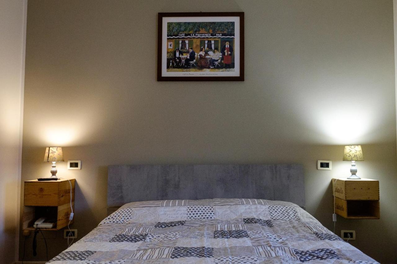Ristorante Albergo Corona Novi Ligure Eksteriør billede